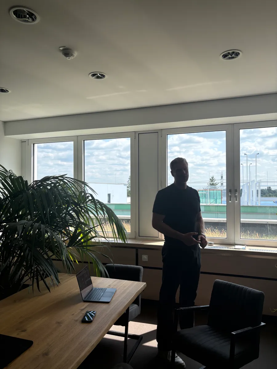 Im Büro von Schönborn Digital